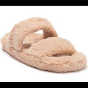 Top Moda Faux Fur Chunky Heel Sandal Mule Beige
